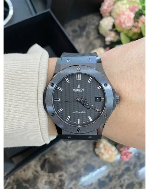 hublot classic fusion black carbon fiber dial wrist|[Hublot] Classic Fusion Black Magic : r/Watches .